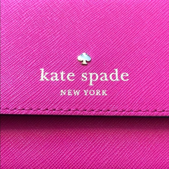 Kate Spade iPhone Case Wristlet - Picture 2 of 4